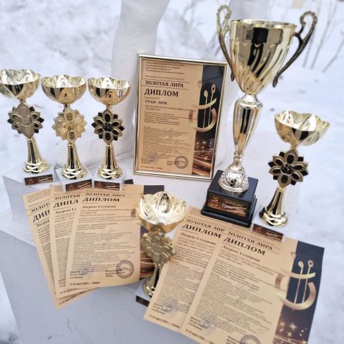 Образцовый коллектив из Верхнего Услона покорил жюри новым репертуаром