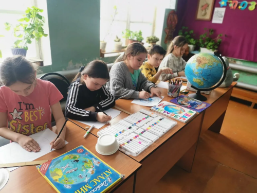 Кызыл Байракта Җир көненә экологик сәгать узды