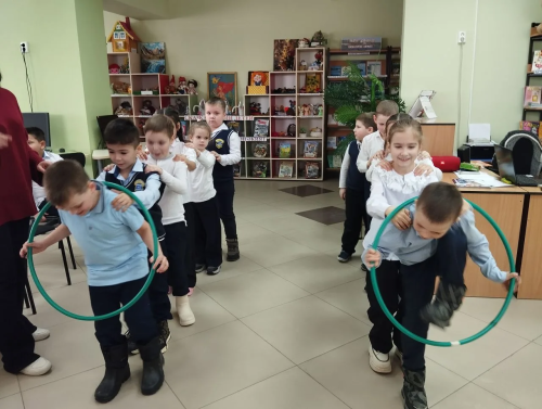 Балалар китапханәсе укучылары диңгез маҗаралары дөньясын ачтылар