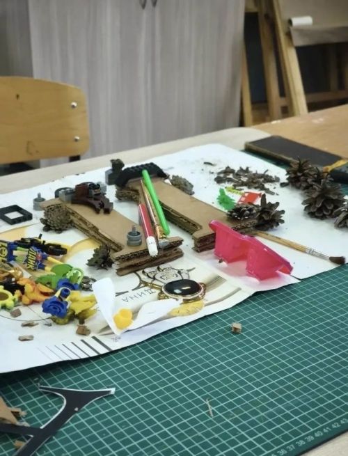 «Д», «Ш», «И»: как три буквы превратились в арт-объект