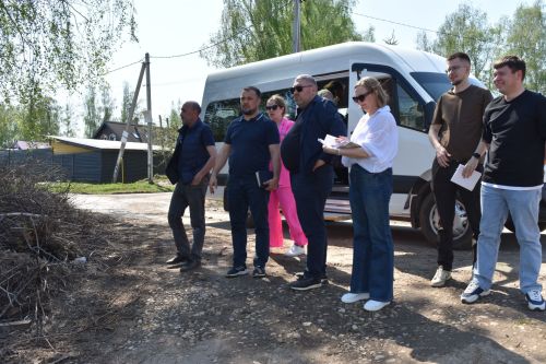Фоторепортаж выездного совещания по благоустройству в Верхнем Услоне