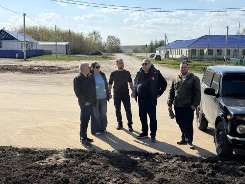 Новое здание администрации в Коргузе проверил глава района Евгений Варакин