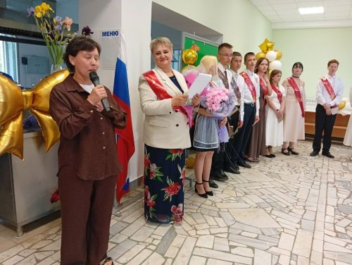 «Последний звонок-2026» в Верхнеуслонском районе (фоторепортаж)
