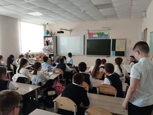 Поэзия, рождённая в окопах: час памяти прошёл в Верхнеуслонской гимназии