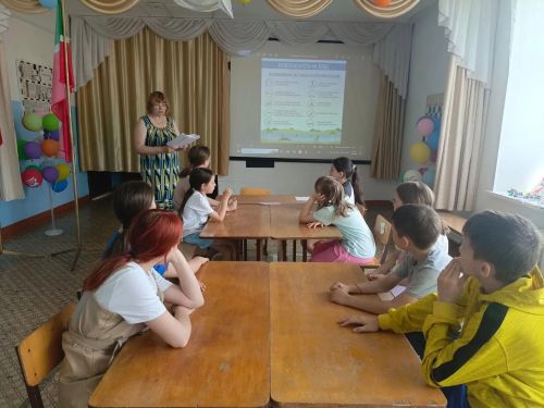 Октябрьский балаларының җәйге көннәре күңелле үтә