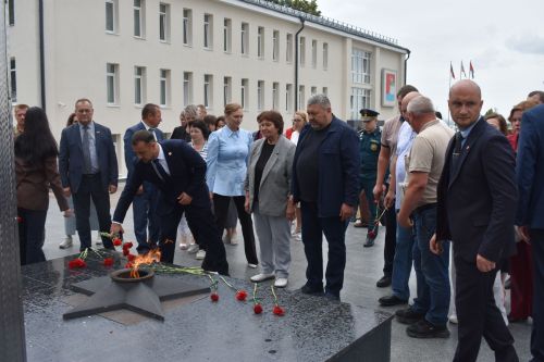 В пламени Вечного огня: Верхний Услон склонил головы перед героями 1941-го