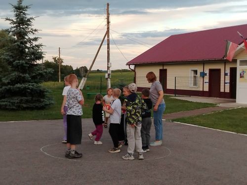 В Кильдееве прошёл «День летних подвижных игр» для детей и подростков