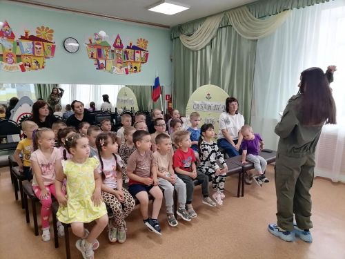 Балалар “Кызыл китап” белән таныштылар