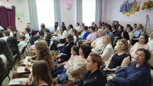 Последний аккорд детства: 32 выпускника попрощались со школой искусств