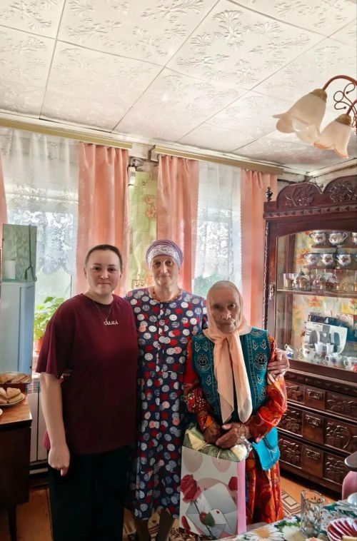 Мәмәтхуҗа авылының хөрмәтле кешесенә 85 яшь