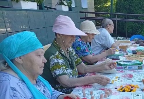 В Верхнеуслонском доме-интернате проводят летние игры на свежем воздухе