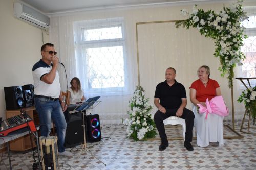В Верхнем Услоне семье Тюфтиных вручили медаль «За любовь и верность»