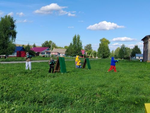 В Кильдееве прошла военно-тактическая игра «Пинбол» для детей и подростков