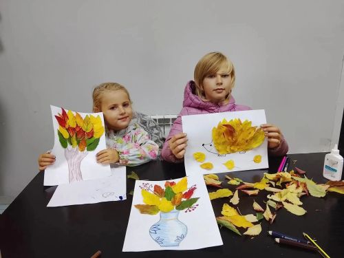 Мәмәтхуҗа балалары көзге фантазиягә бирелделәр