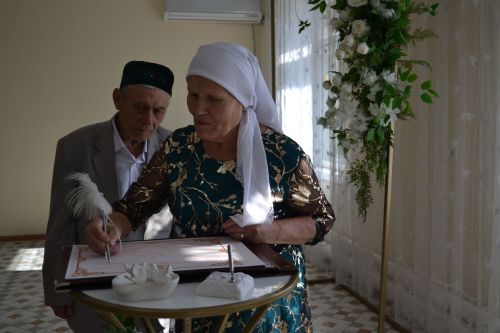 Супруги Хасановы из Печищ отметили 55-летие семейной жизни