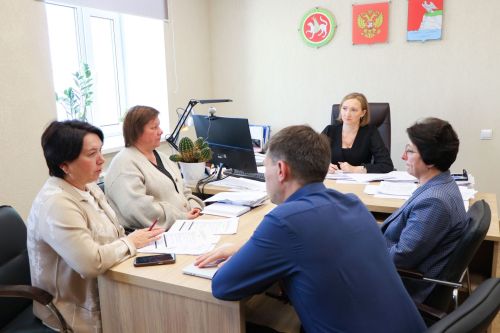 В Верхнеуслонском районе обсудили случаи нелегальной занятости