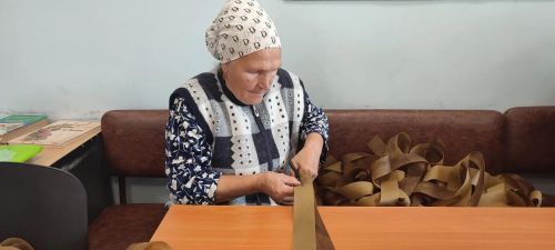 Бакча Сарайда МХО катнашучылары өчен маскировка челтәрләре үрү дәвам итә