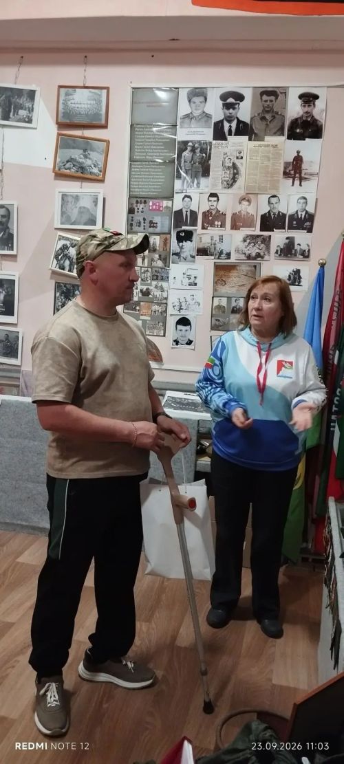 Музей «Диалог культур» посетил участник специальной военной операции