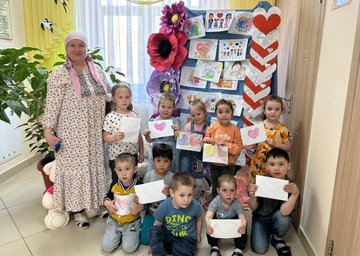 В Верхнеуслонском детсаду «Солнышко» встретили Международный день семьи