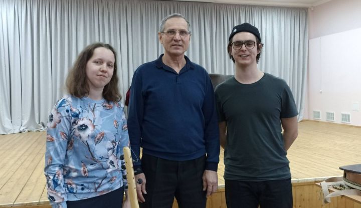 В Детской школе искусств состоялся концерт этномузыканта Айдара Абдрахимова