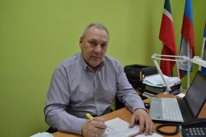 На вопросы верхнеуслонцев по самообложению отвечает заместитель главы поселения Вячеслав Раков