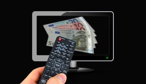 Россиян заставят платить за просмотр телевизора