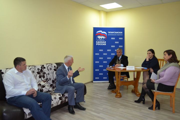 Верхнеуслонский район посетил депутат Госдумы Ирек Зиннуров