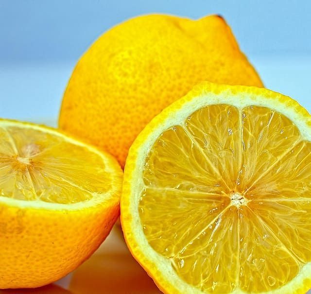 8 неожиданных применений лимона, которые облегчат вам жизнь
