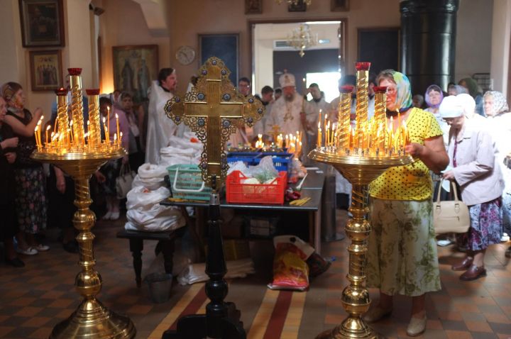 26 мая верхнеуслонские православные отметят Троицкую родительскую субботу
