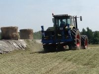 В Верхнеуслонском районе продолжается заготовка кормов