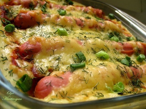 Любимое блюдо детей и взрослых — Картофельная запеканка с сосисками и сыром