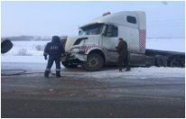 Госавтоинспекторы Татарстана вызволили из снежного плена водителя, попавшего в беду