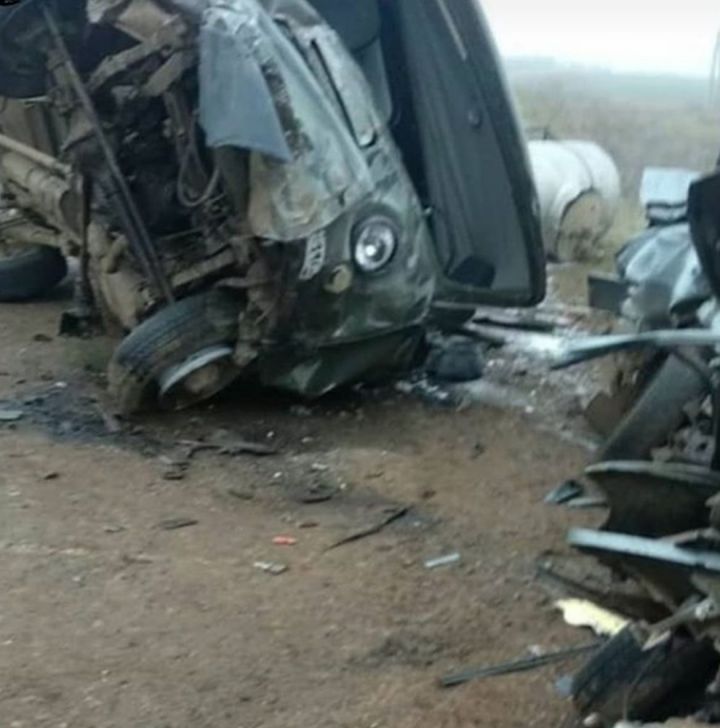 На трассе в Мамадышском районе от силы удара оба автомобиля оказались полностью разбиты