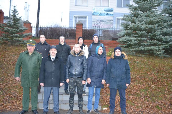 Верхнеуслонские призывники будут служить в Крыму, Екатеринбурге и Московской области