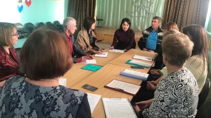 Круглый стол по вопросу развития чувашской культуры состоялся в Верхнеуслонском районе