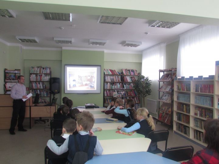 В детской библиотеке верхнеуслонским школьникам рассказали о сердце дома - русской печке