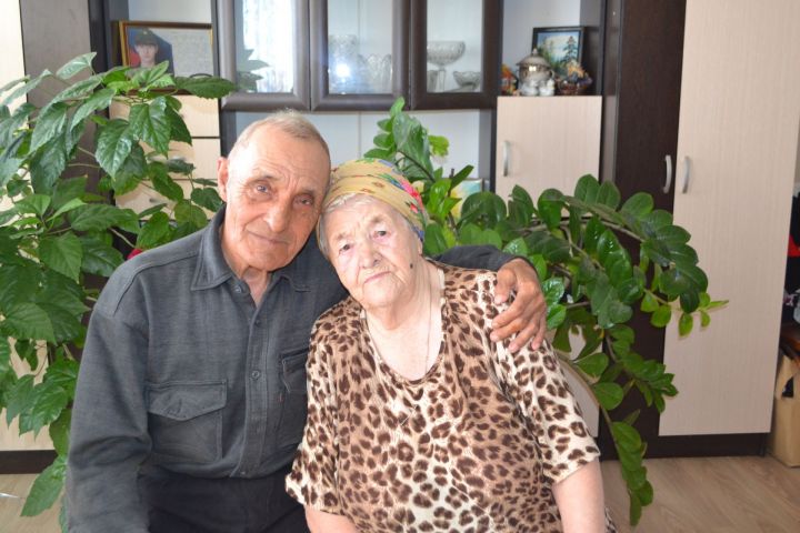 Супруги Демановы из Верхнего Услона отметили 55 лет совместной жизни