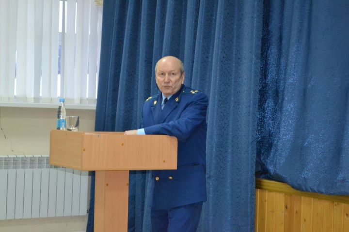 Прокурор района Василий Егоров: "Мы свято храним память о наших коллегах- участниках войны"