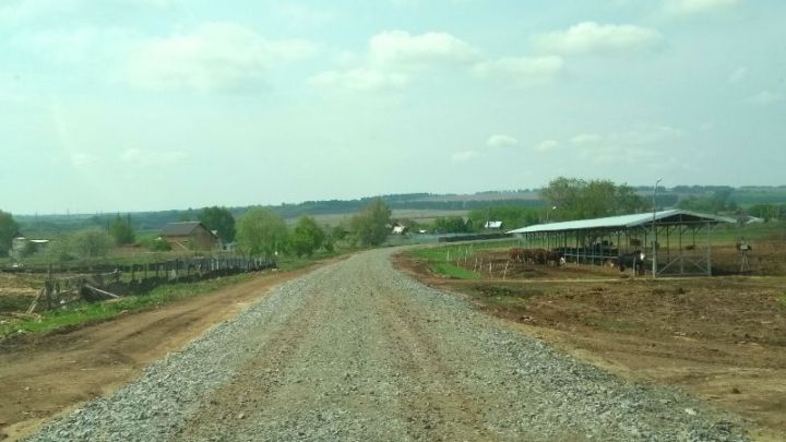 В Русском Бурнашеве Верхнеуслонского района построена щебеночная дорога