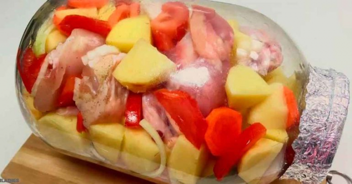 Интересный пошаговый рецепт куриных голеней с овощами в банке