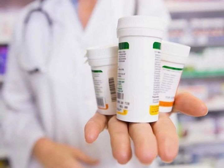 Минздрав РФ планирует сделать бесплатными жизненно необходимые лекарства