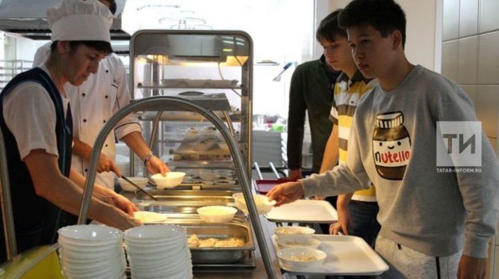 Казанский Кремль: горячее питание уже организовано во многих школах Татарстана