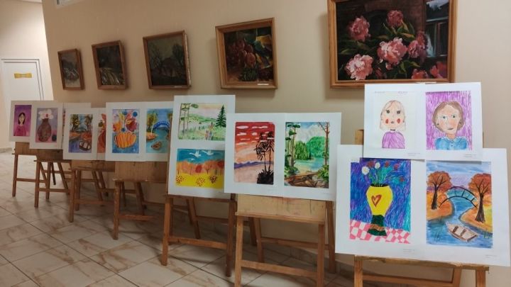 В Верхнеуслонской Детской школе искусств отметили День матери
