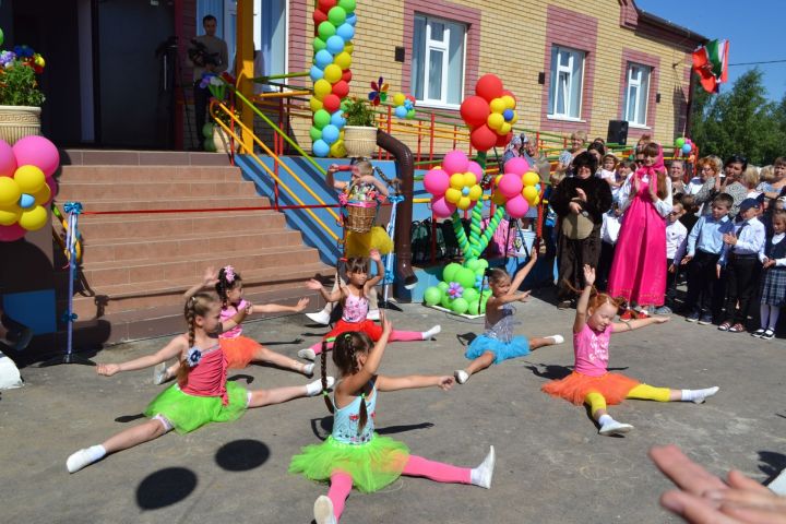 В Татарстане по национальному проекту "Демография" построено 30 детсадов