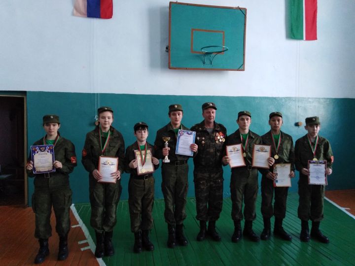 На базе Матюшинской школы прошла военно-спортивная игра «Зарница»
