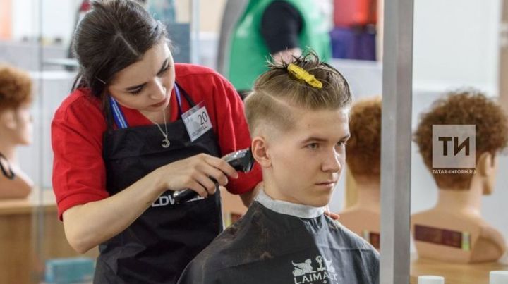 Правительство Татарстана разрешило работать парикмахерским