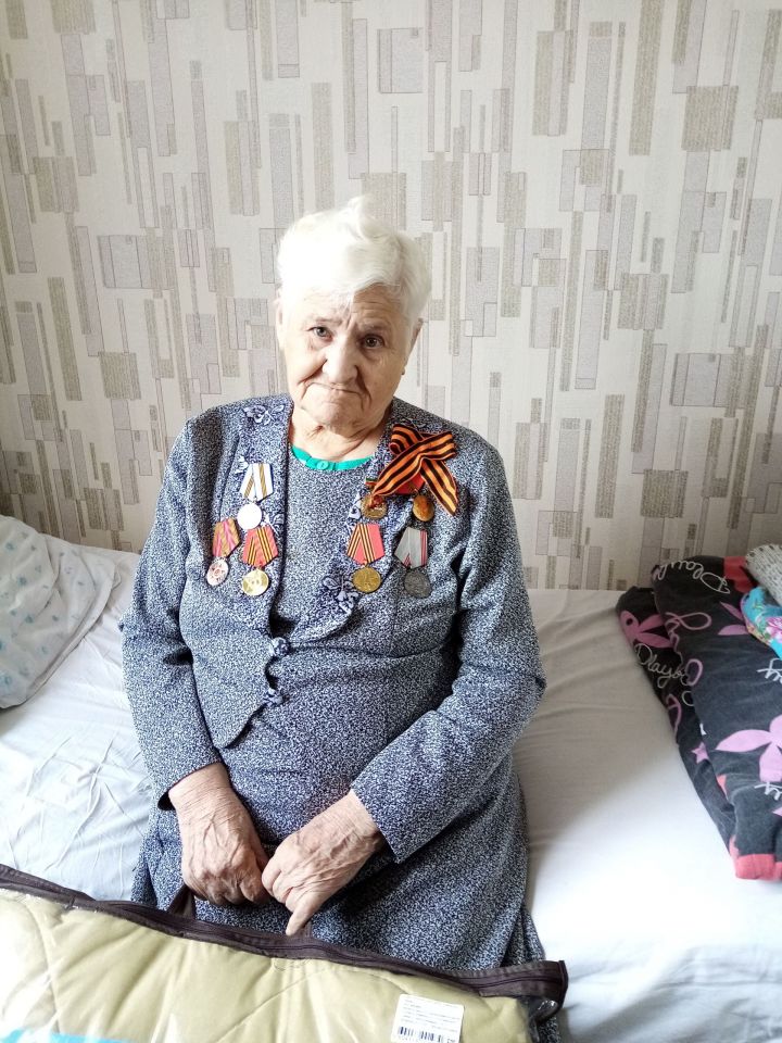 90 лет отметила жительница Исаева Антонина Воробьева
