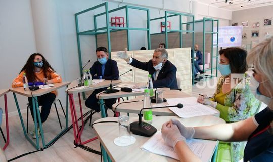 На встрече с добровольцами, Минниханов подтвердил участие в президентских выборах