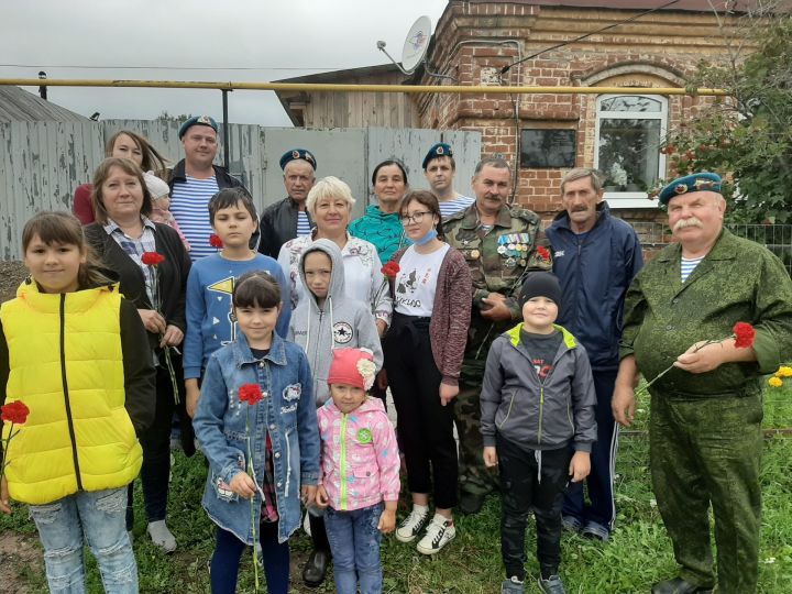 Десантники Верхнеуслонского района отметили праздник