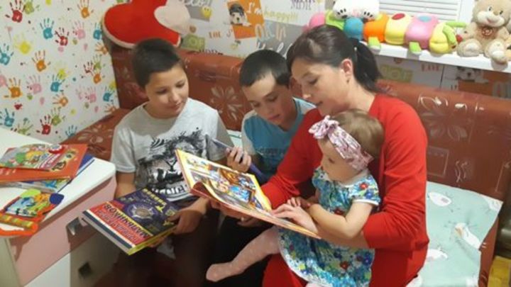 В Верхнеуслонском районе прошел конкурс «Читающая мама – читающая страна»